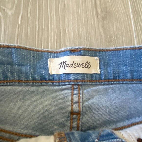 Madewell Classic Straight Jeans - Light Wash - Picture 9 of 9